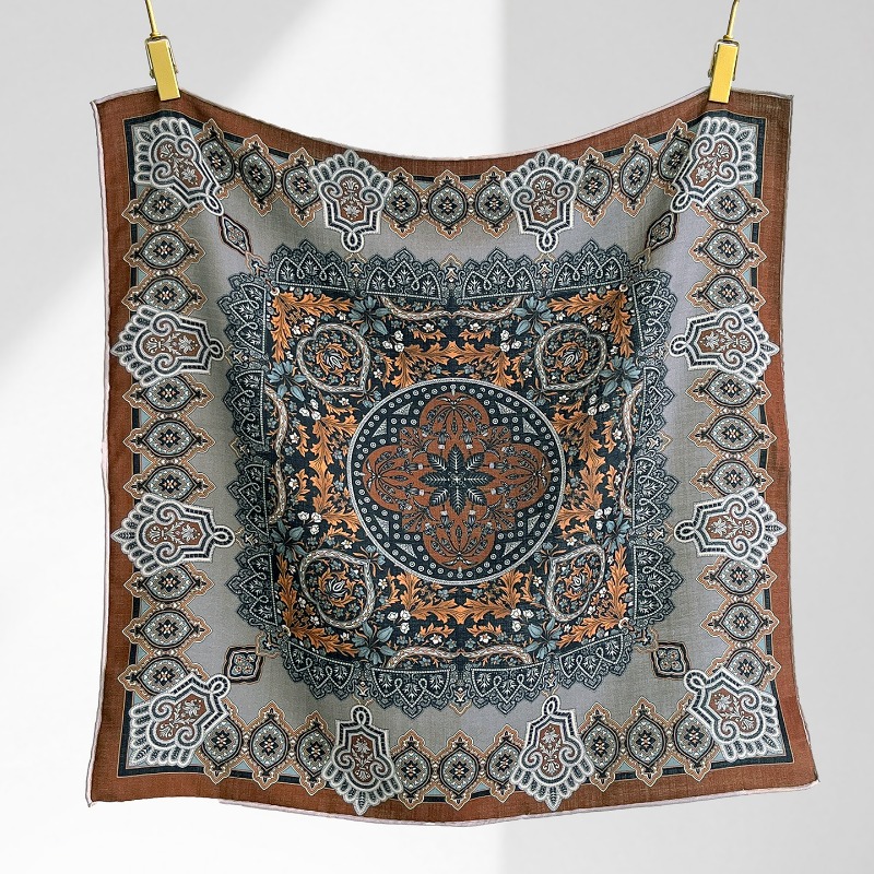 Shawl Wrap Winter - Central Compass Persischer Blumenmuster-Quadratschal 30% Maulbeerseide